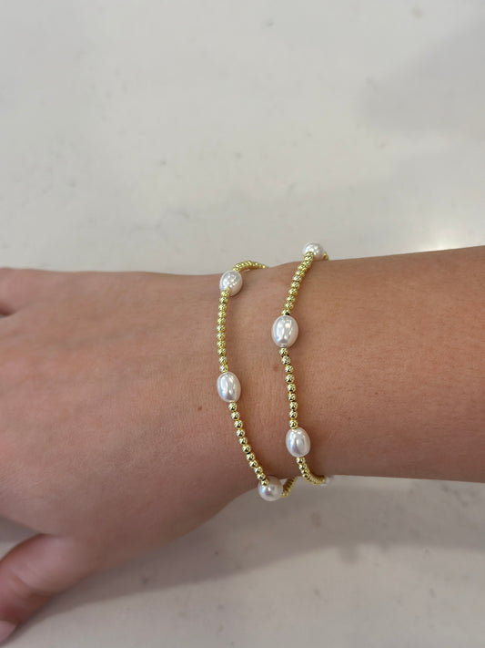 JT Big Pearl and Gold Beaded Bracelet