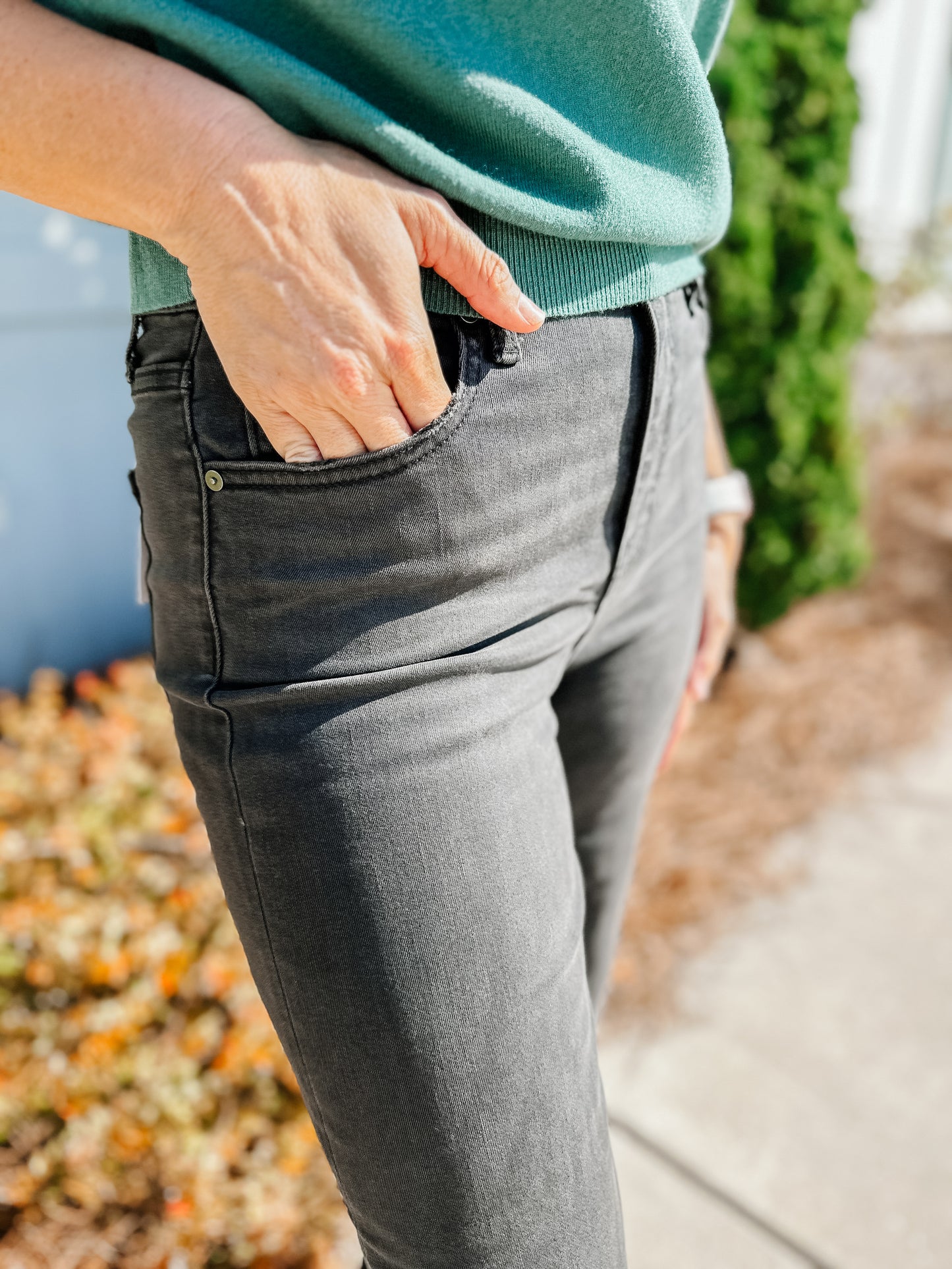 High Rise Washed Black Cropped Jean Pants