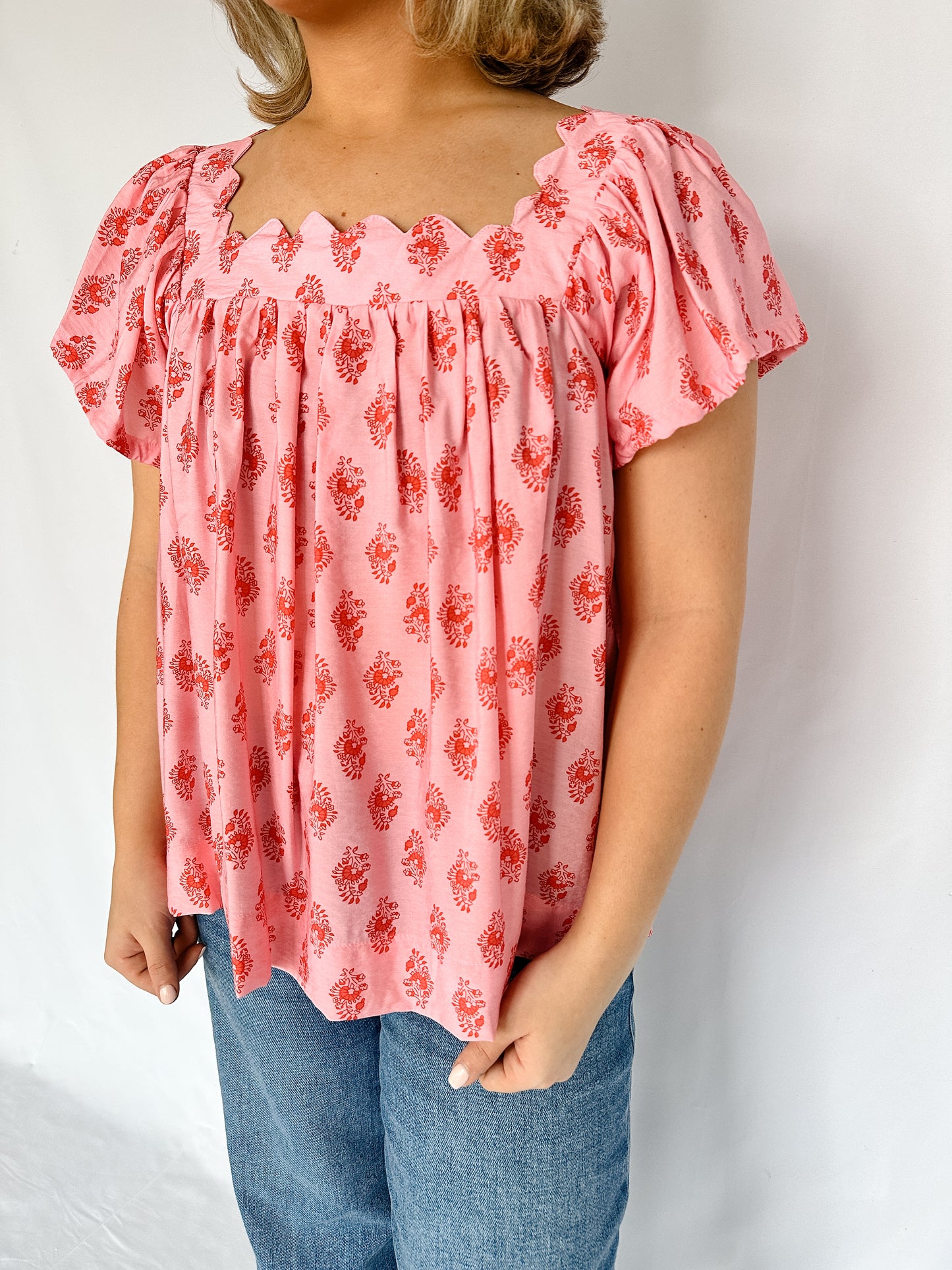 Kate Scalloped Floral Top- Pink