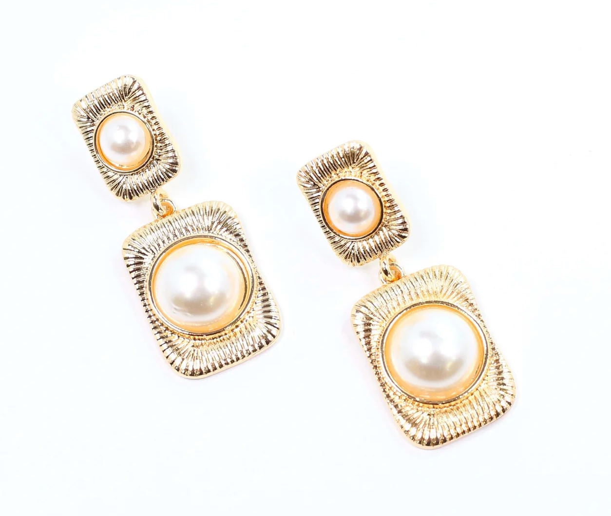 Giovonnie Pearl Drop Earring