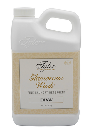 Tyler Candle Co. Diza 32 oz Glamorous Wash