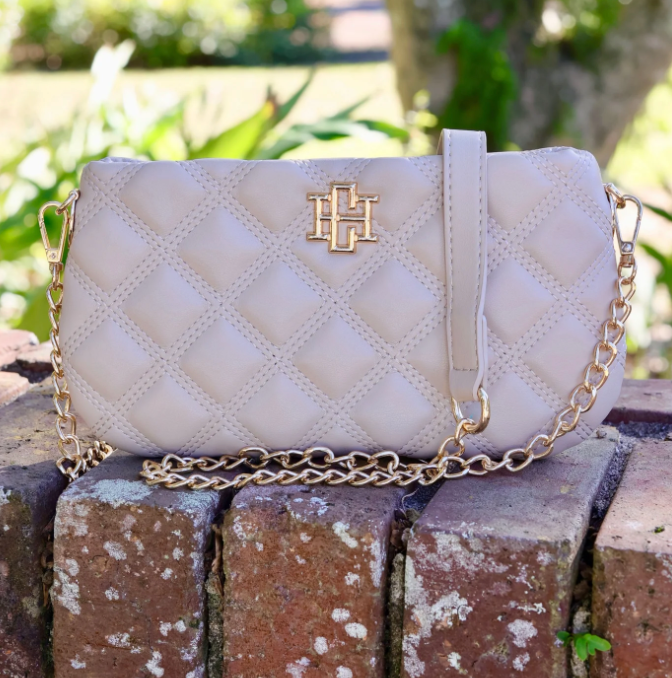 Livi Crossbody